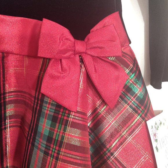 Girl's Christmas Dress - Picture 2 of 3